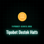 Tipobet destek hattı operatörü kulaklıkla kullanıcıya yardım ediyor