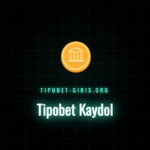 Tipobet kaydol formunu dolduran bir kullanıcı ve bonus simgeleri